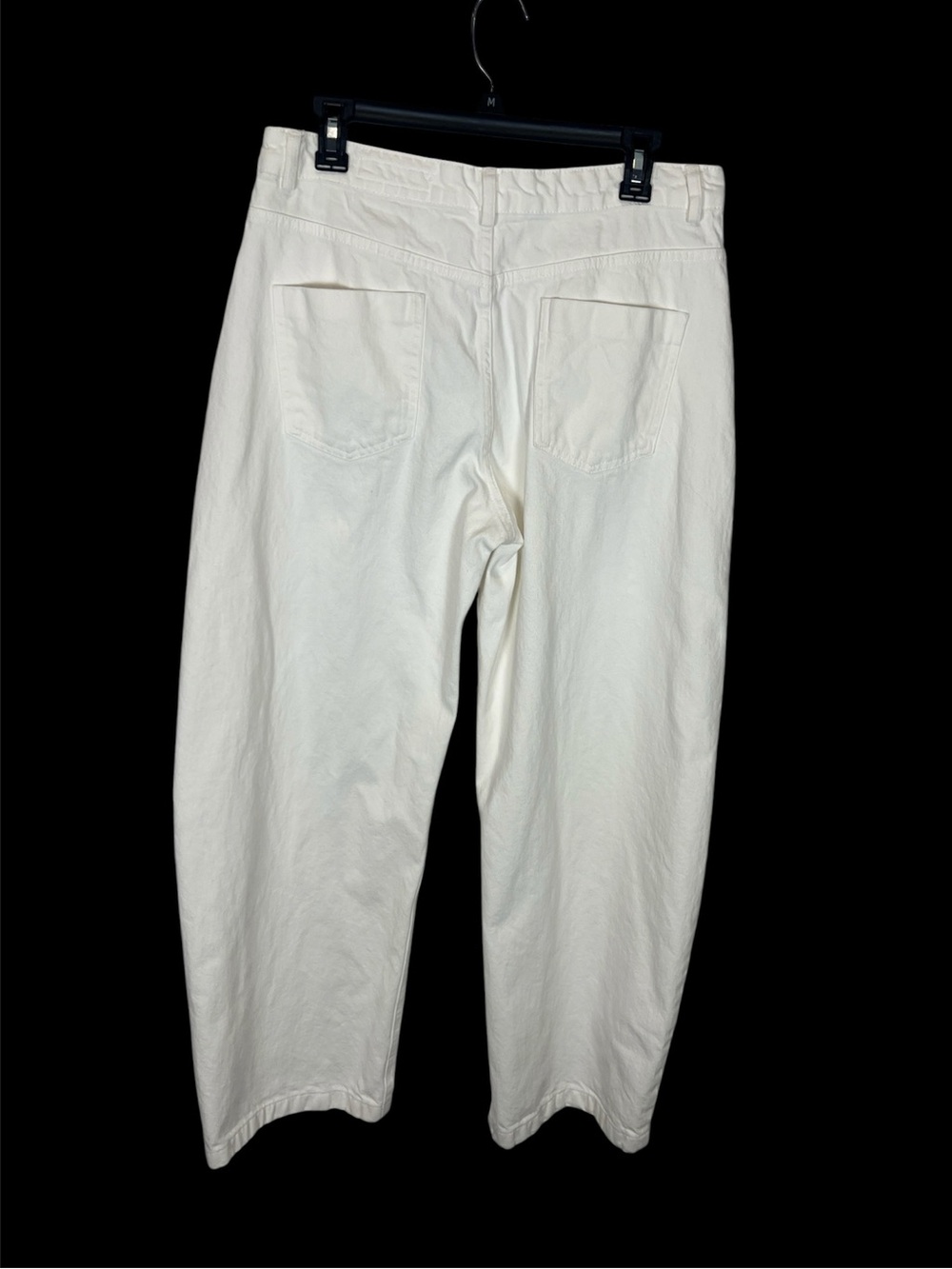 Zara women’s white cotton barrel leg denim
Jeans size 8 - Picture 3 of 9